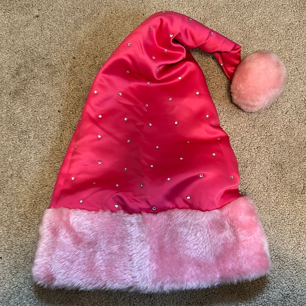 VS Santa hat